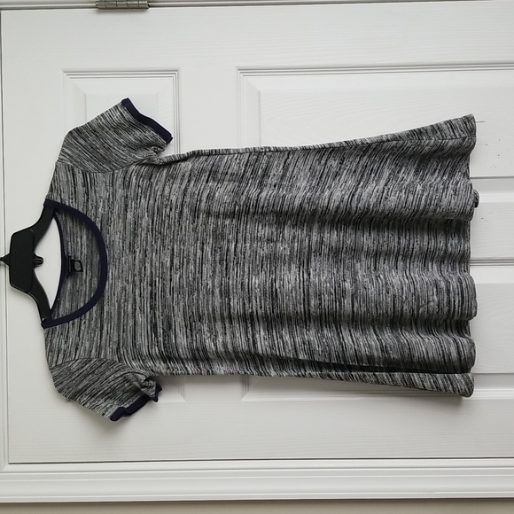 Rue21 Women's Tunic - Picture 1 of 8